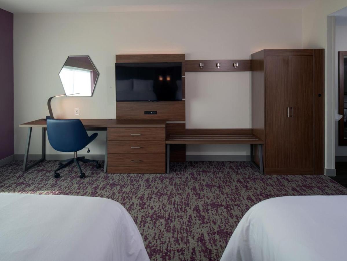 Holiday Inn Express & Suites - Little Rock Downtown, An Ihg Hotel Exterior photo